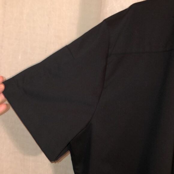 Uniform Advantage 2X Black Three Snap Front Short Sleeve Uniform Top - Picture 8 of 10